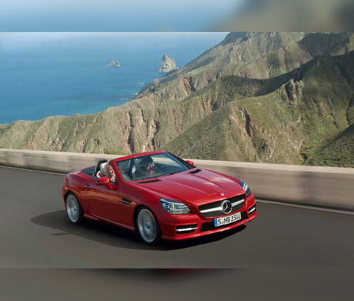 All-New Mercedes-Benz SLK-Class    หลังคาก้าวหน้าระบบ Magic Sky Control